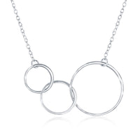 Sterling Silver Interlocking Graduating Three-Generation Open Circle Necklace